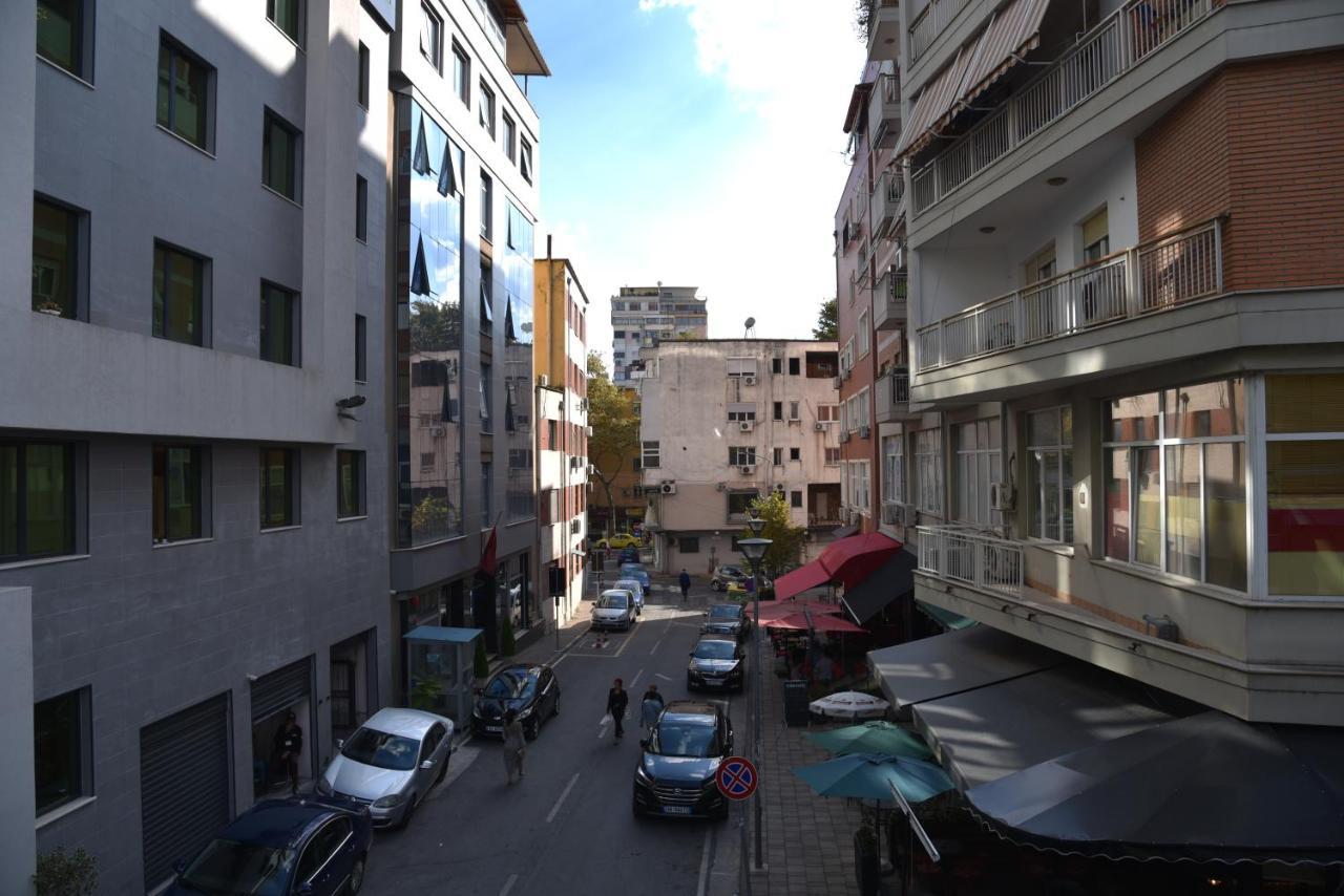 Alindro City Center Apartment 2 Tirana Kültér fotó